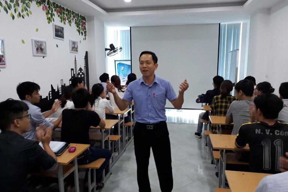 Thầy Nguyễn Thanh Vĩnh